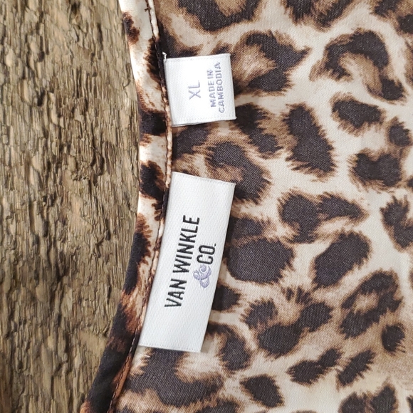 Van Winkle & Co. Women's Sleeveless Leopard Print Polyester Tank size XL - Picture 3 of 7